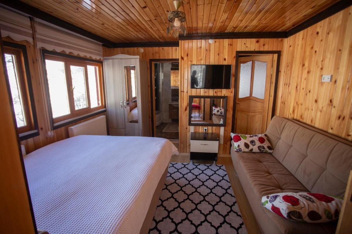 Abant Yeşil Vadi Koç Pansiyon Dereceören Quarto foto